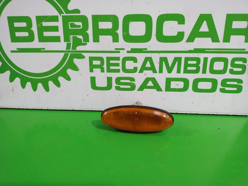 Recambio de pilotos laterales para mazda premacy (cp) referencia OEM IAM 0464120  