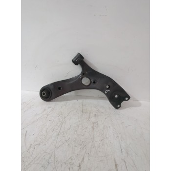 Recambio de brazo suspension inferior delantero derecho para toyota auris (_e15_) 1.33 dual-vvti (nre150_) referencia OEM IAM 48