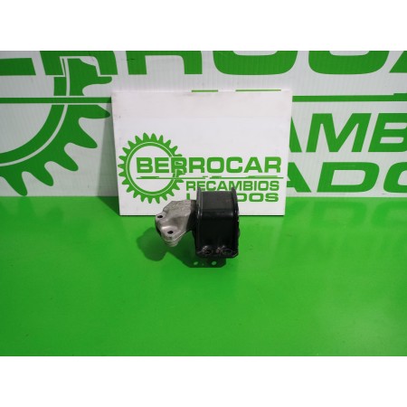 Recambio de soporte motor derecho para citroën c4 berlina 1.6 16v hdi referencia OEM IAM 96362700  