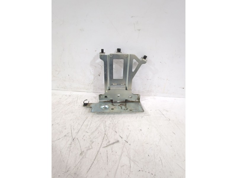 Recambio de soporte bateria para nissan qashqai i (j10, nj10) 1.5 dci referencia OEM IAM 24428JD70A  