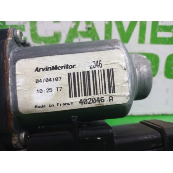 Recambio de motor elevalunas delantero izquierdo para renault scenic ii grand emotion referencia OEM IAM 402046A  