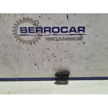 MANDO ELEVALUNAS DELANTERO DERECHO 6Q0959656 