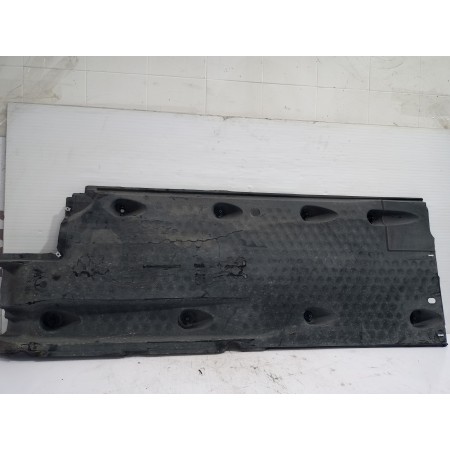 Recambio de cubrecarter para volkswagen passat lim. (362) advance bluemotion referencia OEM IAM 3C0825201F  