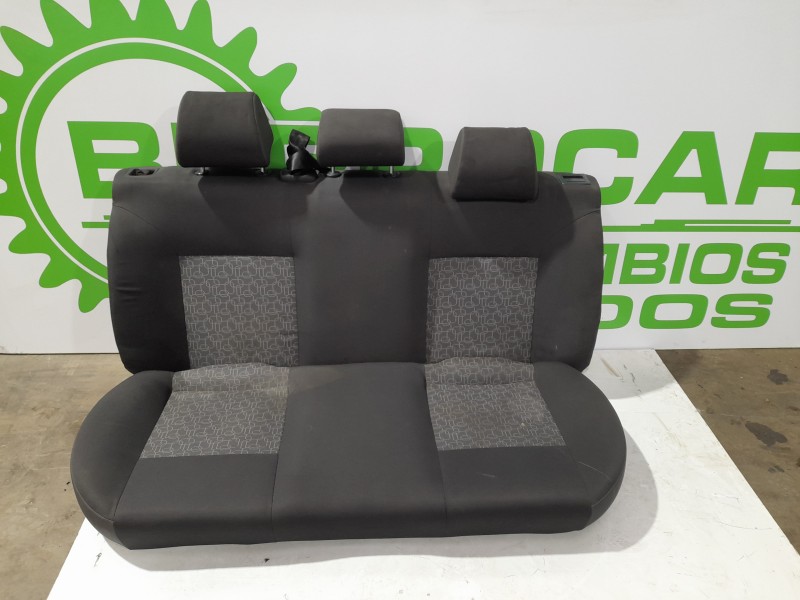 Recambio de asientos traseros para seat ibiza (6l1) 1.4 tdi cat (bnm) referencia OEM IAM 6Q0885305B  