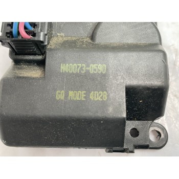 Recambio de motor apertura trampilla para kia carnival ii 2.9 crdi lx referencia OEM IAM H400730590  