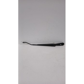 BRAZO LIMPIA DELANTERO IZQUIERDO 3831061M00000 