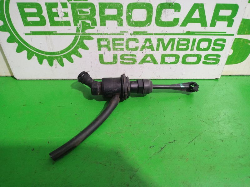Recambio de bombin embrague para renault scenic ii grand emotion referencia OEM IAM 8200151784D  