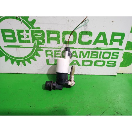 Recambio de bomba limpia para renault scenic ii grand emotion referencia OEM IAM 8200067015  