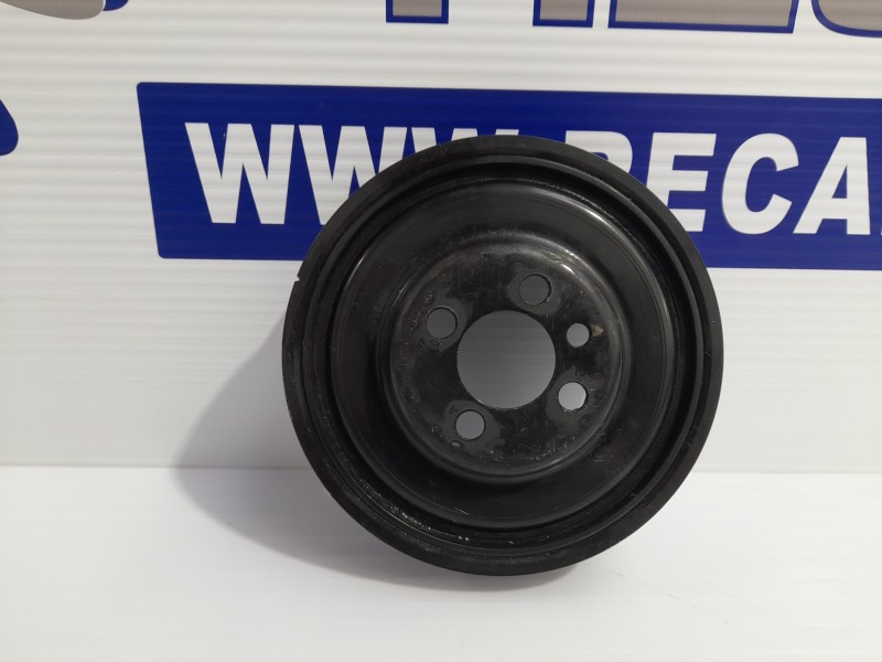 Recambio de polea cigueñal para skoda spaceback (5h) 1.6 tdi referencia OEM IAM 038105243M  