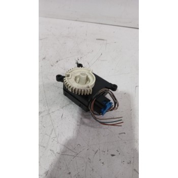 Recambio de motor apertura trampilla para volkswagen polo iv sedán (9n2, 9n4) 1.9 tdi referencia OEM IAM B24959012967  