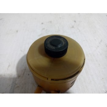 Recambio de deposito servo para kia carnival ii 2.9 crdi lx referencia OEM IAM K85032400B  