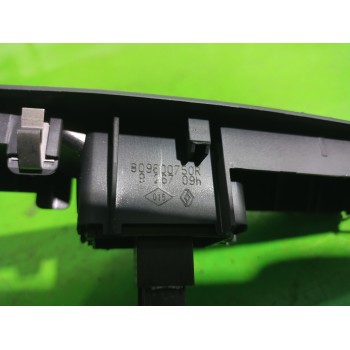 Recambio de mando elevalunas delantero derecho para renault laguna grandtour iii renault laguna iii grandtour referencia OEM IAM