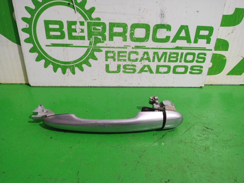 Recambio de maneta exterior trasera izquierda para renault scenic ii grand emotion referencia OEM IAM 8200303064  