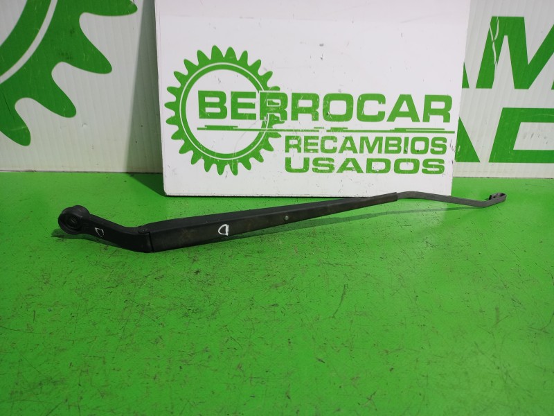 Recambio de brazo limpia delantero derecho para mazda 626 berlina (gf) 2.0 16v cat referencia OEM IAM J25ALD1271  