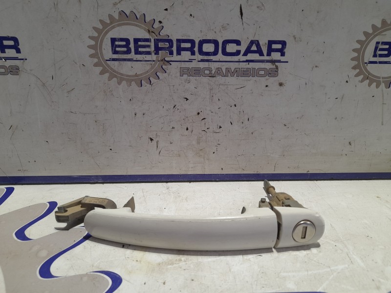 Recambio de maneta exterior delantera izquierda para volkswagen polo (9n1) 1.2 referencia OEM IAM 380837207  