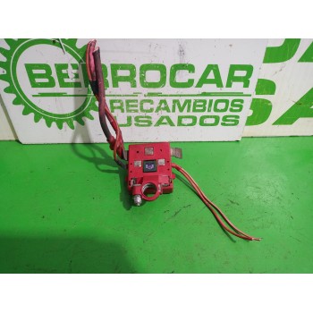 Recambio de borna postiva para renault scenic ii grand emotion referencia OEM IAM 8200381280  