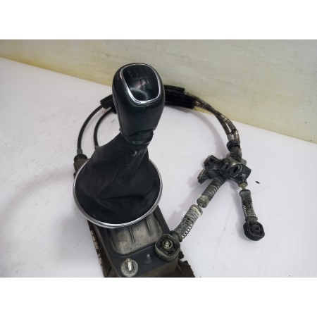 Recambio de palanca cambio para skoda fabia (5j2 ) family referencia OEM IAM 6Q0711061E  