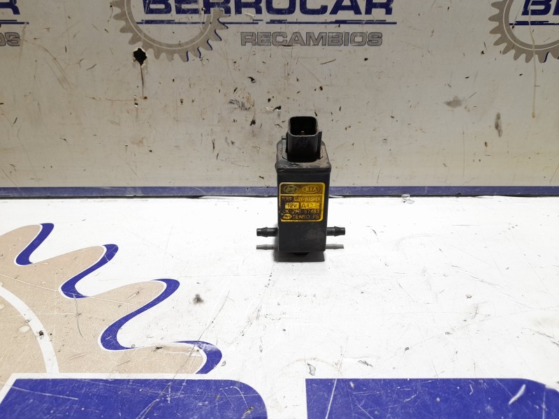 Recambio de bomba limpia para kia carens 2.0 turbodiesel cat referencia OEM IAM 0K2FB67483  