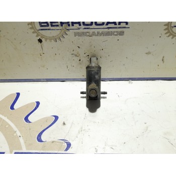 Recambio de bomba limpia para kia carens 2.0 turbodiesel cat referencia OEM IAM 0K2FB67483  