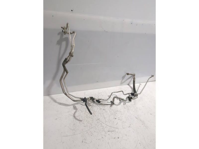 Recambio de tubos aire acondicionado para peugeot 107 (pm_, pn_) 1.4 hdi referencia OEM IAM 887200H020G  