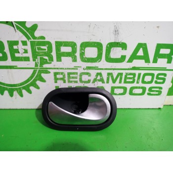 Recambio de maneta interior delantera derecha para renault scenic ii grand emotion referencia OEM IAM 8200028486  