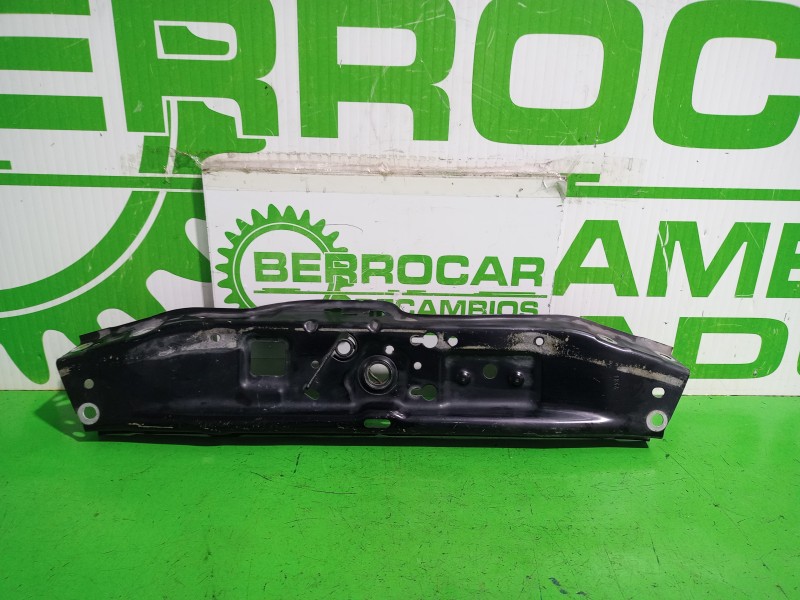 Recambio de travesaño superior para opel astra h berlina elegance referencia OEM IAM 13120956  