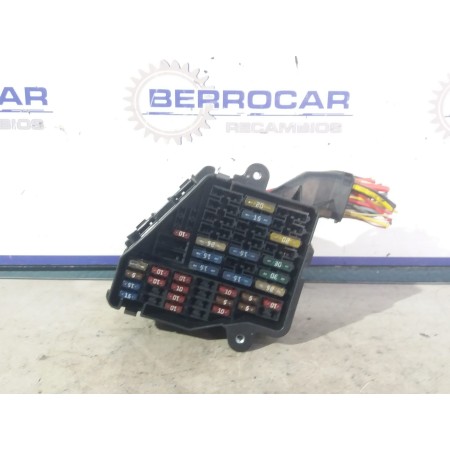 Recambio de caja reles / fusibles para volkswagen passat berlina (3b2) 1.9 tdi referencia OEM IAM 8D1941824  