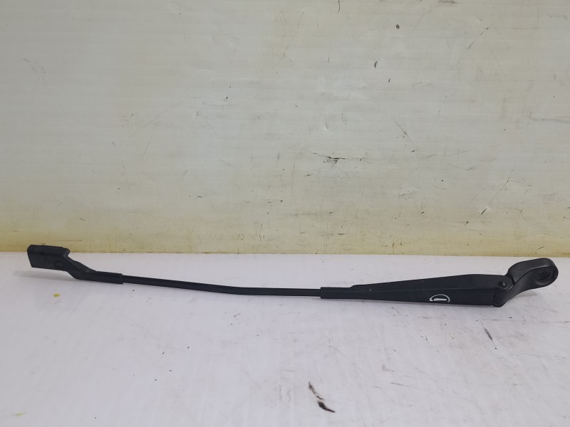 Recambio de brazo limpia delantero derecho para skoda fabia (5j2 ) family referencia OEM IAM 5J1955410C  