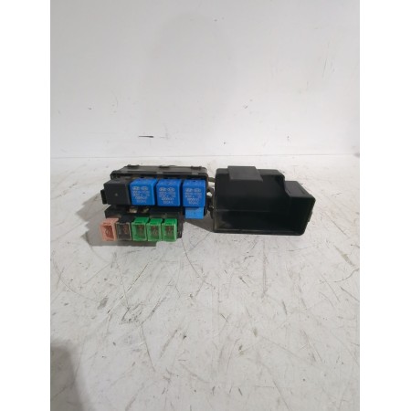 Recambio de caja reles / fusibles para kia carens iii monospace (un) 2.0 crdi 140 referencia OEM IAM 914902E000  