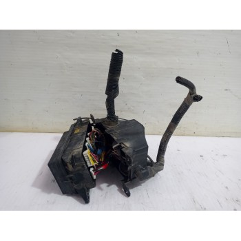 CAJA RELES / FUSIBLES OK53H66760 