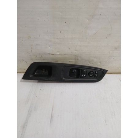 Recambio de mando elevalunas delantero izquierdo para nissan micra v (k14) 1.5 dci referencia OEM IAM 809615FA1A  