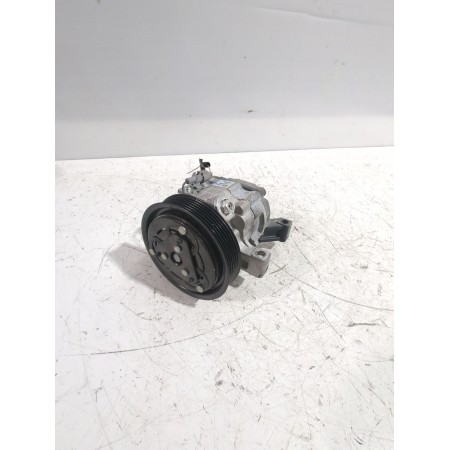 Recambio de compresor aire acondicionado para peugeot 107 (pm_, pn_) 1.4 hdi referencia OEM IAM 883100H020  