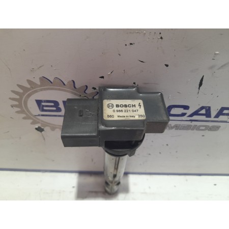 Recambio de bobina encendido para volkswagen polo (9n1) 1.2 referencia OEM IAM 0986221047  