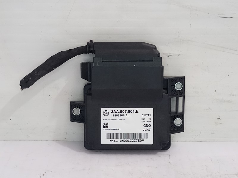 Recambio de modulo electronico para volkswagen passat lim. (362) advance bluemotion referencia OEM IAM 3AA907801E  