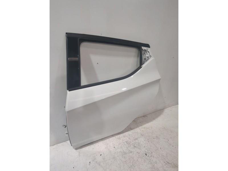 Recambio de puerta trasera izquierda para nissan micra v (k14) 1.5 dci referencia OEM IAM 821015FA5J  