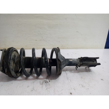 Recambio de amortiguador delantero izquierdo para kia carnival ii 2.9 crdi lx referencia OEM IAM K55F34900  