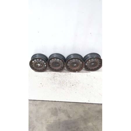 Recambio de juego llantas para kia cee´d hatchback (ed) 1.6 crdi 90 referencia OEM IAM 529101H500  