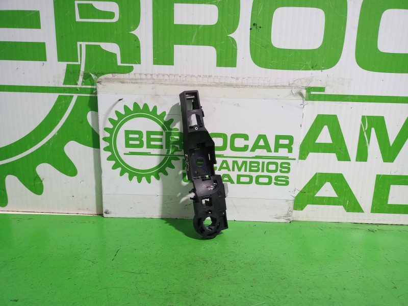 Recambio de maneta exterior delantera derecha para renault laguna grandtour iii renault laguna iii grandtour referencia OEM IAM 