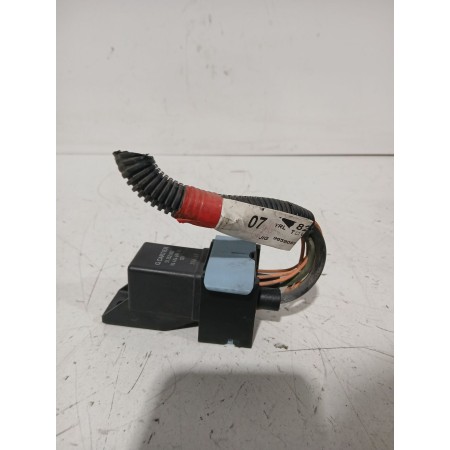 Recambio de caja precalentamiento para peugeot 107 (pm_, pn_) 1.4 hdi referencia OEM IAM 9640469680  