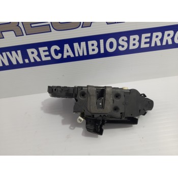 Recambio de cerradura puerta trasera derecha para jaguar xf referencia OEM IAM 8X2A26412AC  