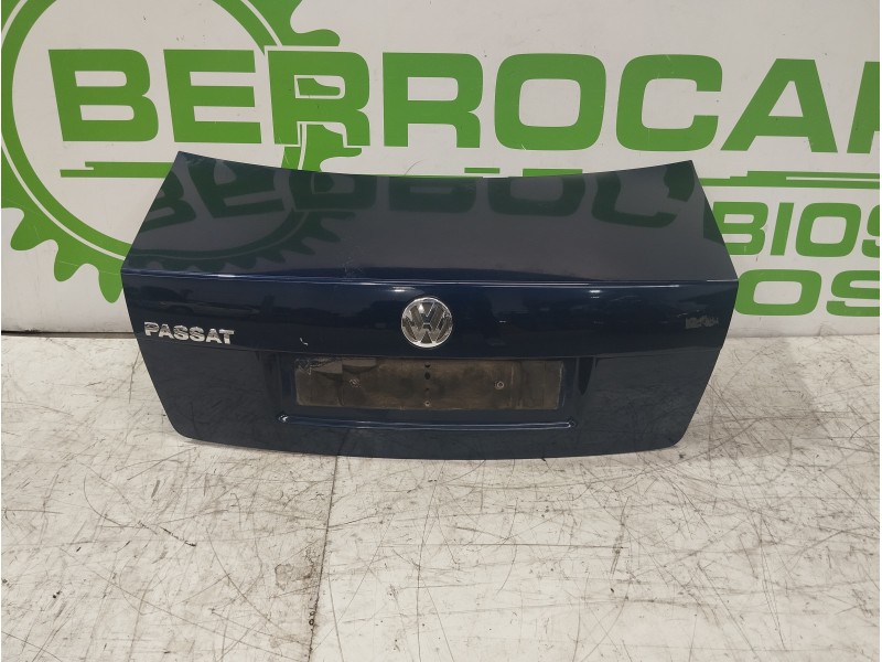 Recambio de porton trasero para volkswagen passat berlina (3b3) 1.6 referencia OEM IAM 3B5827173E  