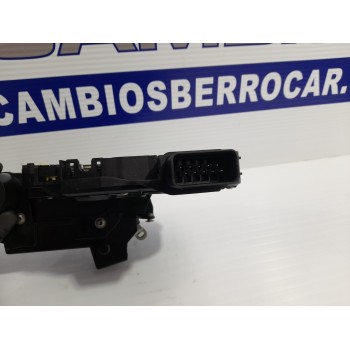 Recambio de cerradura puerta trasera derecha para jaguar xf referencia OEM IAM 8X2A26412AC  