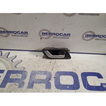 Recambio de maneta interior trasera derecha para land rover discovery 2.7 td v6 cat referencia OEM IAM FVC500185XXX  