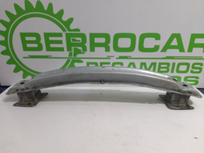 Recambio de refuerzo paragolpes delantero para renault laguna ii (bg0) 1.6 referencia OEM IAM 8200081497  