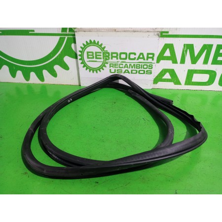 Recambio de goma contorno para nissan qashqai (j11) acenta referencia OEM IAM 828314EA0E  