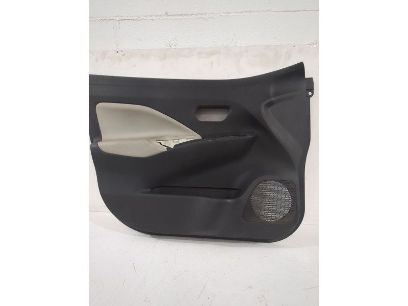 Recambio de guarnecido puerta delantera izquierda para nissan micra v (k14) 1.5 dci referencia OEM IAM 809235FA0A  