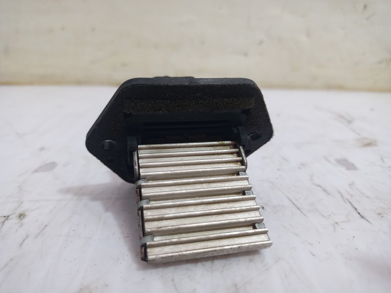 Recambio de resistencia calefaccion para kia carnival ii 2.9 crdi lx referencia OEM IAM K55261C08A  