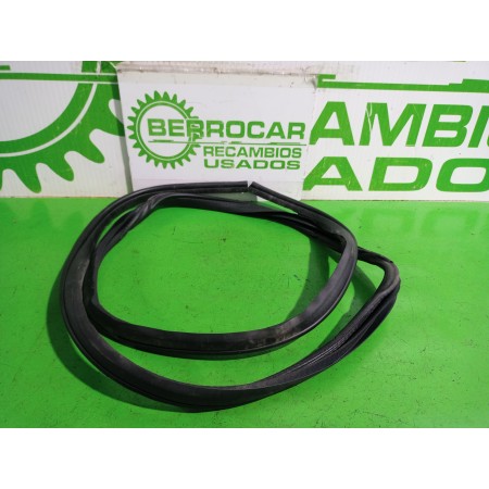 Recambio de goma contorno para nissan qashqai (j11) acenta referencia OEM IAM 828314EA0E  