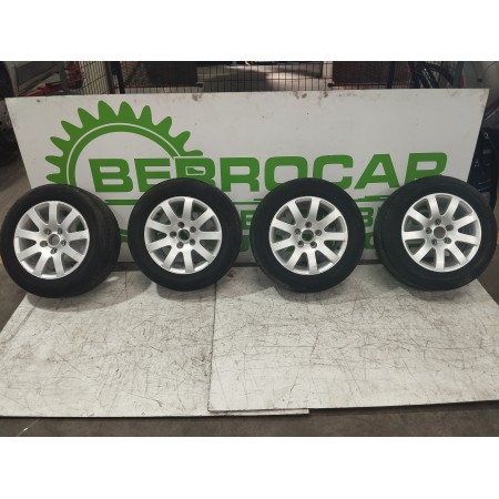 Recambio de juego llantas para volkswagen passat berlina (3b3) 1.6 referencia OEM IAM 3B0601025K  