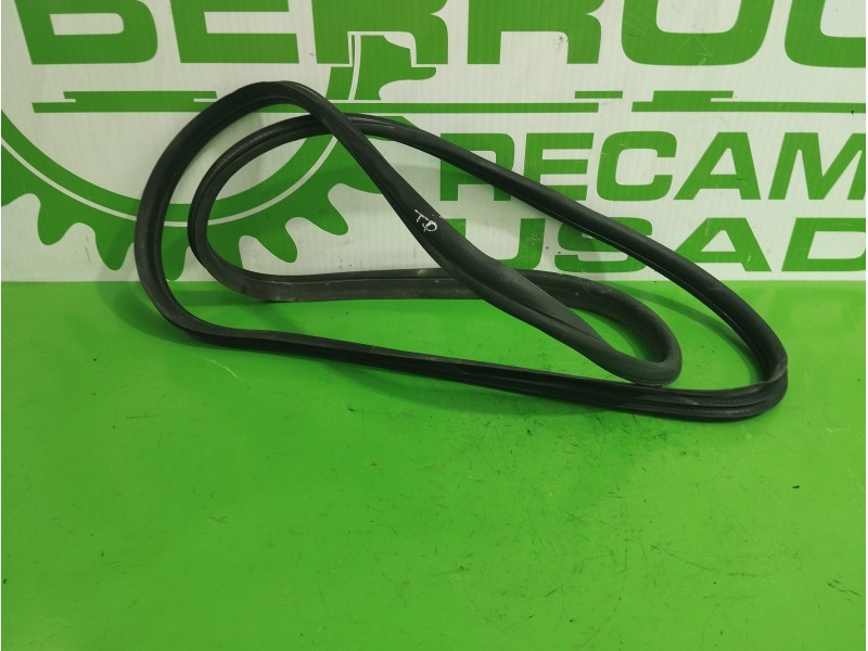 Recambio de gomas contorno puerta para citroën c4 picasso 1.6 16v hdi fap referencia OEM IAM 902485  